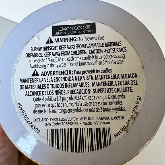 Huntington Home Lemon Cookie Candle with 3 wicks in decorative yellow gold tin. - Picture 6 of 9